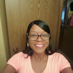 Meet your Posher, Tonya